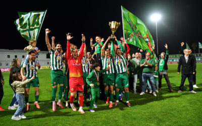 Kercem Ajax Complete a memorable Season by Lifting the Knock-Out Trophy